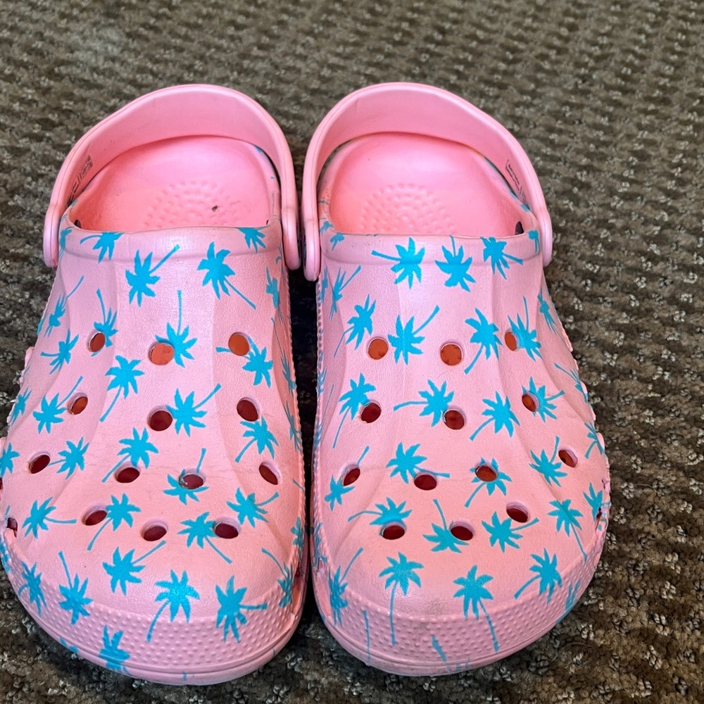 🧡CROCS BAYA clogs lightweight breathable men’s size 6 women’s size 8 EUC🧡